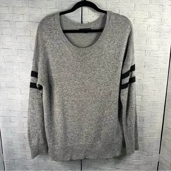 American Eagle Outfitters Other - American Eagle gray, & blue rugby sweater skater boy streetwear electric grandpa